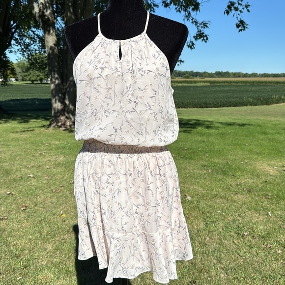 Paper Crane Pastel Pink Floral Smocked Halter Spaghetti Strap Mini Dress Sz M - Picture 2 of 8